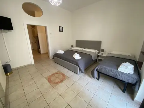 Newhouse Class 2, Room