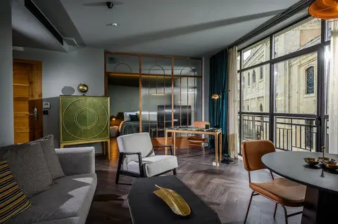 Pagopoieion Suites, Room