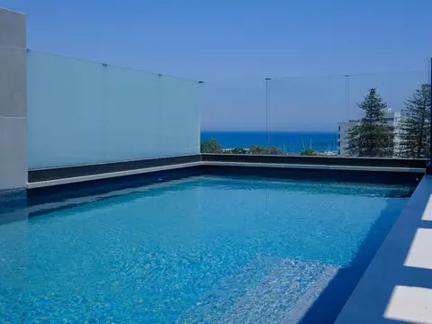 Mercure Larnaca Finikoudes Beach, Pool