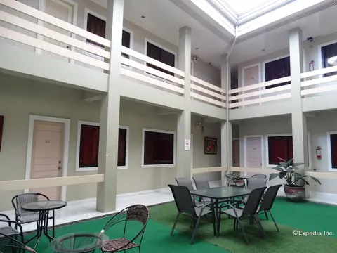 Davao Royal Suites and Residences, Courtyard