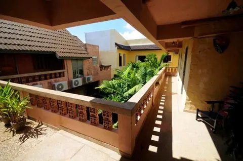 Casa Brazil Homestay and Gallery, 