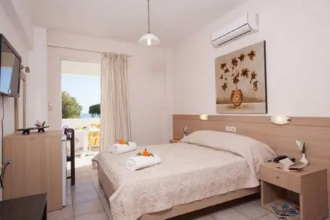 Akti Corali, Room