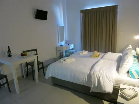Amaryllis Hotel Apartments, Room