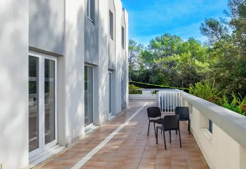 B&B HOTEL Antibes Sophia Le Relais, Terrace/patio