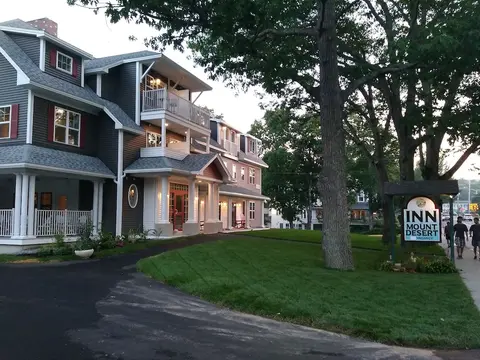 The Inn on Mount Desert, Front of property