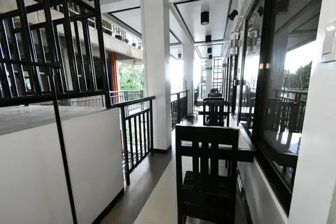 Swiftlets Inn, Room