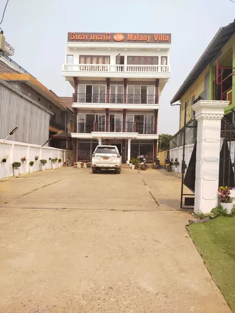 Malany Villa 1, Front of property