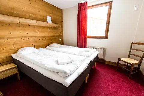 Langley Hotel Victors, 