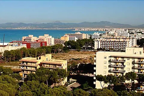 Cabot Tres Torres Apartamentos, View from property