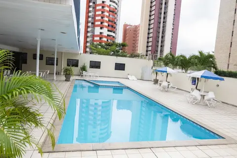 Executive Arrey Hotel, Pool