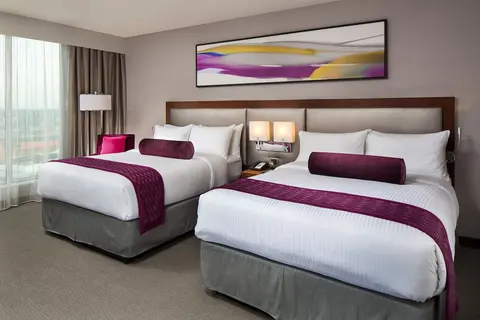 Parkwest Bicycle Casino, Room