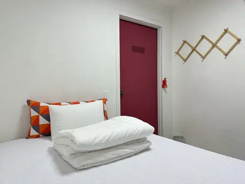 Slow Citi Guesthouse - Hostel, Room