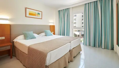 Hipotels Coma Gran Aparthotel, Room