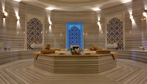 Grand Harilton Hotel, Spa