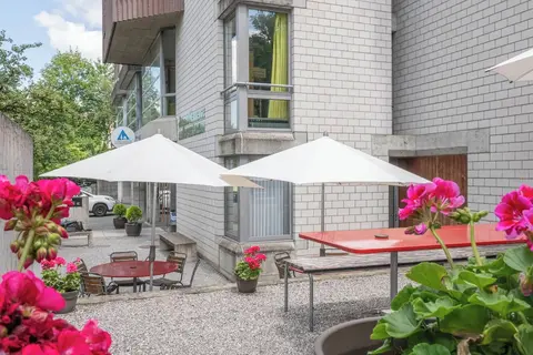 Youth Hostel Luzern, Front of property