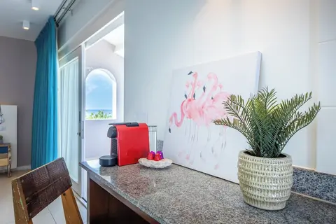 Coral Estate Luxury Resort, Room
