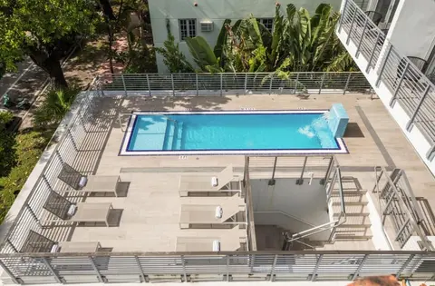 The Meridian Miami Beach, Pool