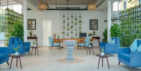 Elysium Suite, Lobby