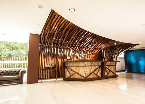 V Grand Hotel, a member of Radisson Individuals, Lobby