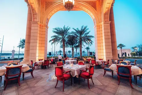 The Ritz-Carlton, Jeddah, Restaurant