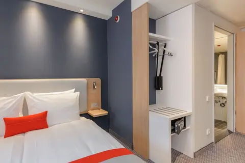 Holiday Inn Express Berlin - Alexanderplatz by IHG, Room