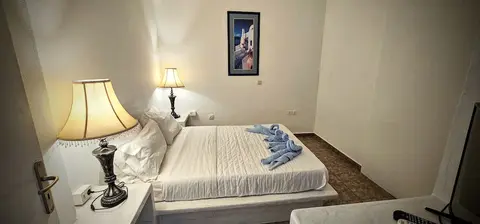 Pleasure Beachside Studios, Room