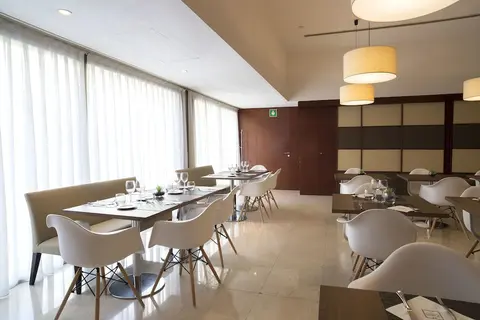 Hotel Zenit Conde De Borrell, Restaurant