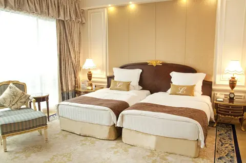 New Orient Landmark Hotel, Room