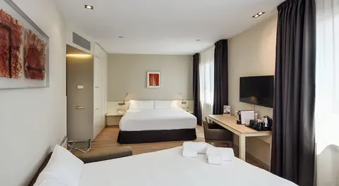 Sercotel Amister Art Hotel, Room