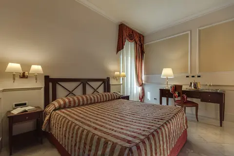 Palazzo Cardinal Cesi, Room