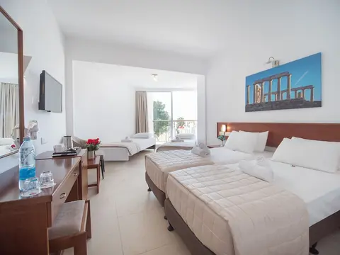 Avlida Hotel, Room