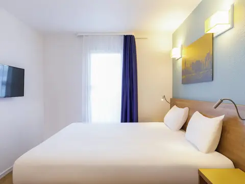 Aparthotel Adagio Access La Défense Place Charras, Room