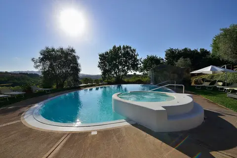 La Meridiana Bleisure Hotel, Pool