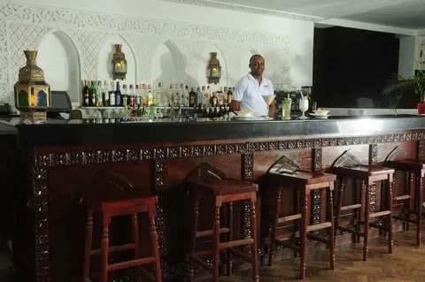 Jacaranda Indian Ocean Beach Resort, Bar (on property)
