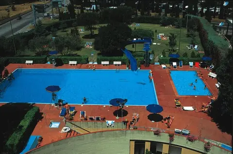 Hotel Delta Florence, Outdoor pool