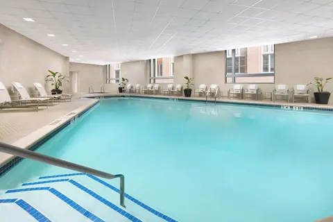 The Westin Arlington, Pool