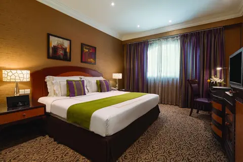 Grand Regency Doha, Trademark Collection by Wyndham, Room