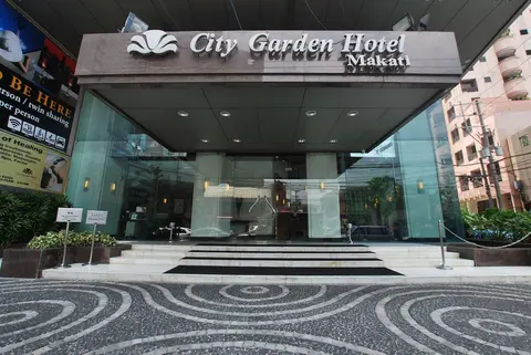 City Garden Hotel Makati, Property entrance