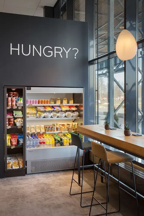 Park Inn by Radisson Oslo Airport Hotel West, Lobby