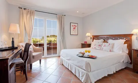 Hotel Les Rotes, Room