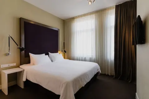 Hotel Roemer, Room