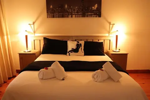 Le Bay Lodge, Room