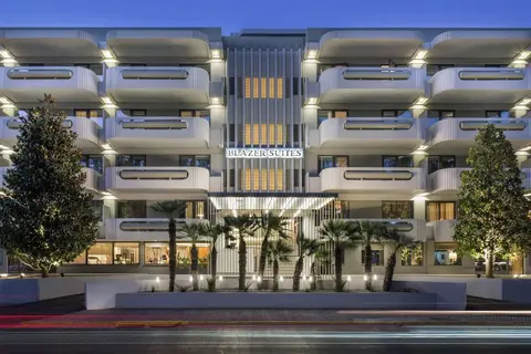 Blazer Suites Hotel, Front of property