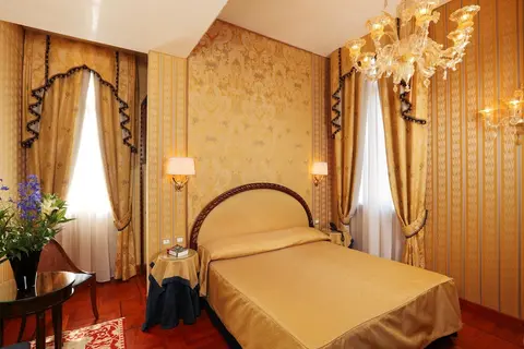 Hotel Palazzo Stern, Room