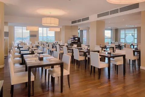 Savhotel Mantegna, Restaurant