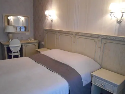 Arbat House, 