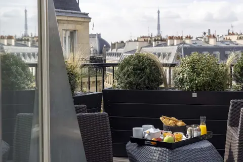 Le 12 Hotel, Terrace/patio