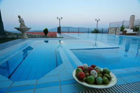 EXPLOR Mansion - Inclusive Experience, Room