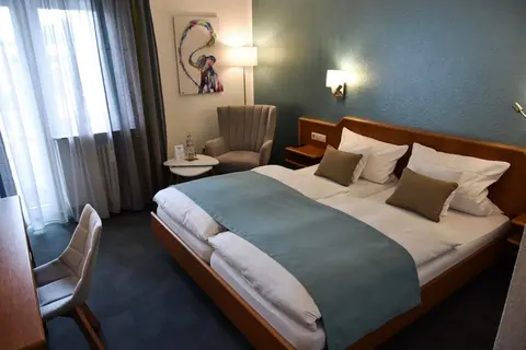 Martins Klause Airport Messe Hotel, Room