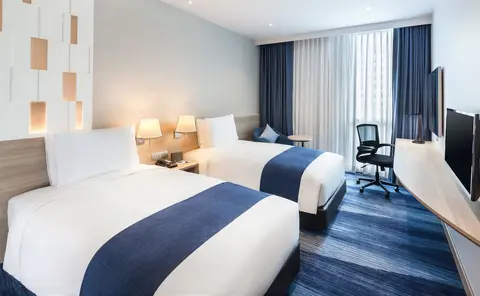Holiday Inn Express Bangkok Soi Soonvijai by IHG, Room